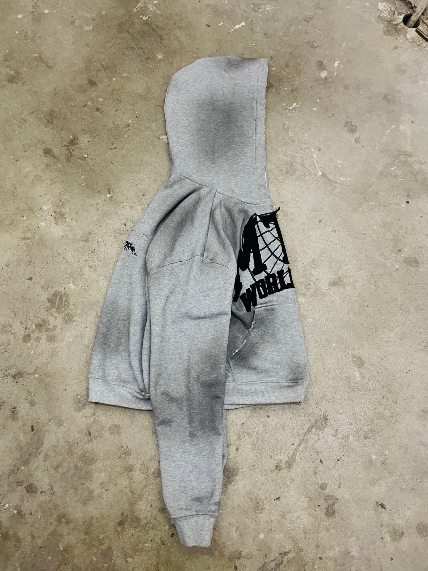 “MTN WORLDWIDE” Grey Washed Zip-up Hoodie